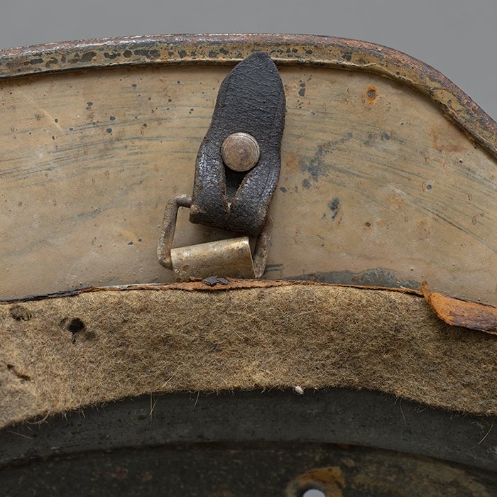 GR5 Heer M40 single decal tan sand camouflaged helmet — image 22