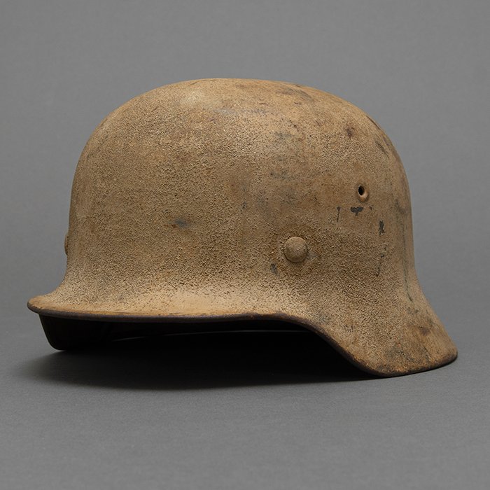 GR5 Heer M40 single decal tan sand camouflaged helmet — image 5