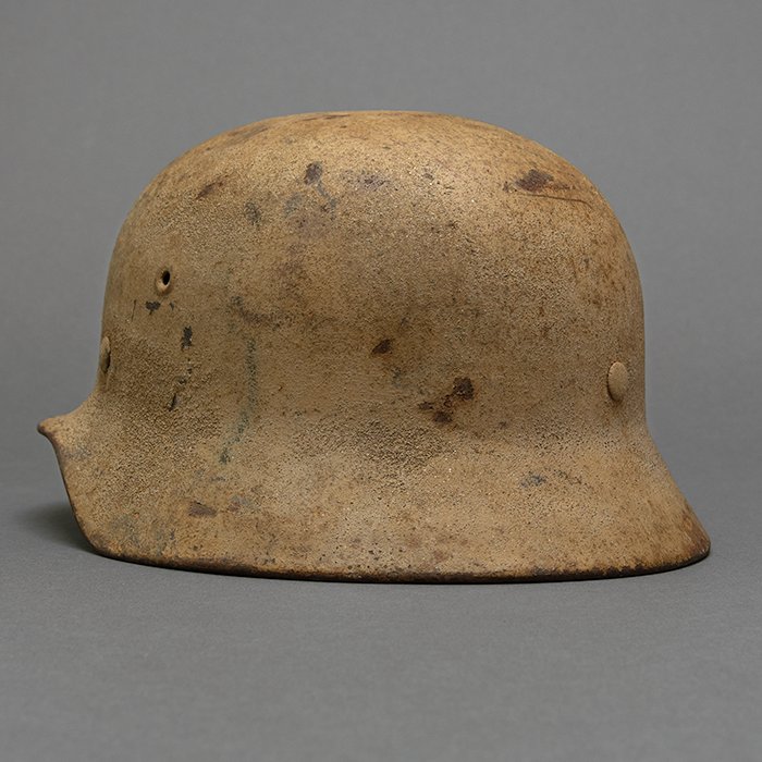 GR5 Heer M40 single decal tan sand camouflaged helmet — image 8