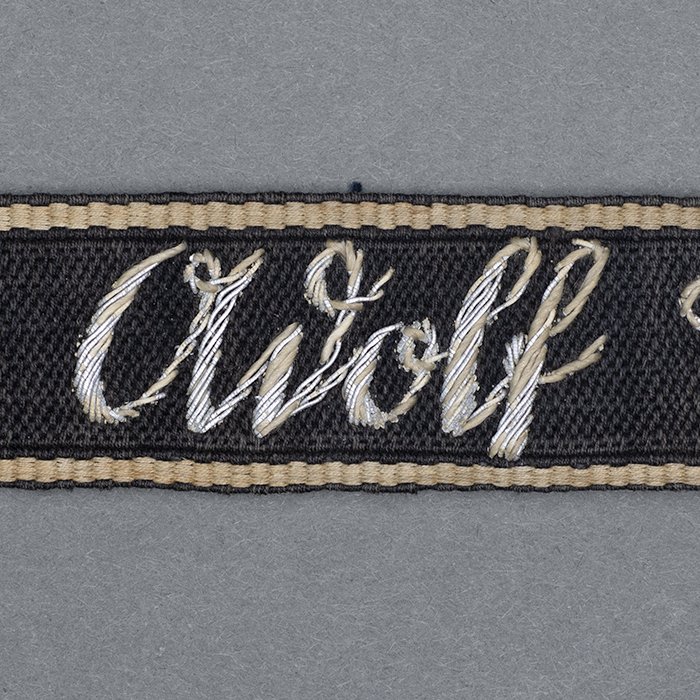 HT10 Extremely rare early to mid '30s hand embroidered wire SS Leibstandarte Adolf Hitler sleeve band — image 4