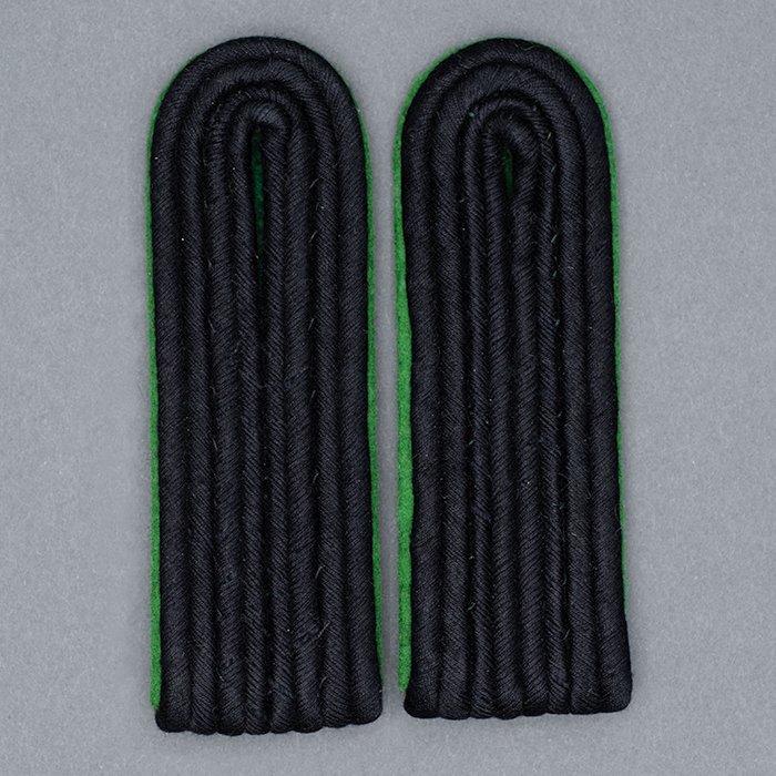 HT14 Unissued matched pair of SS-Sicherheitsdienst shoulder boards for the rank of SD Mann — image 2