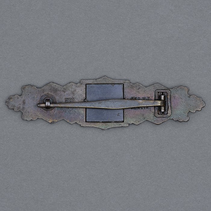 HT18 Exceptional Nahkampfspange in Bronze by JFS — image 5