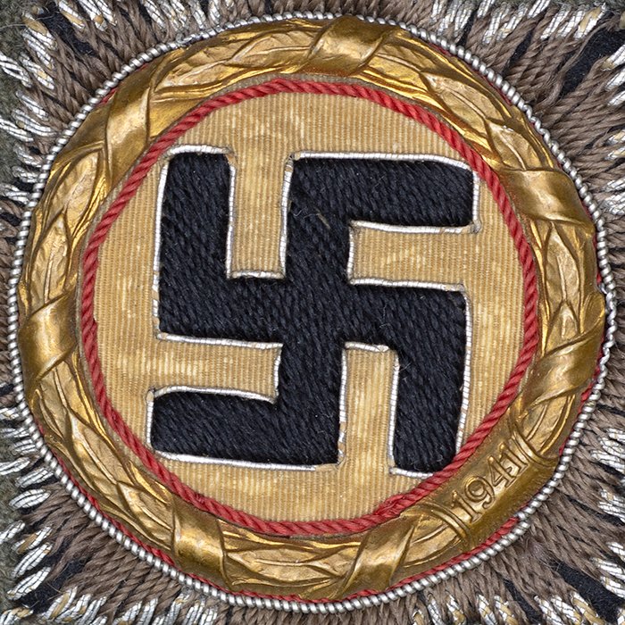 HT23 Uniform removed cloth German Cross in Gold — image 4