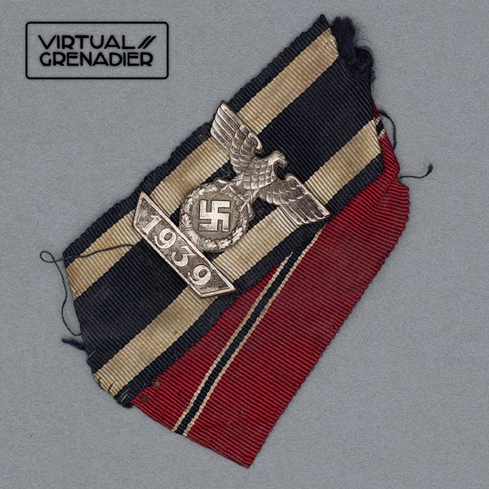 HT24 Uniform removed EKII Spange and Ostmedaille ribbons — image 2