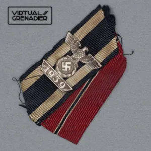 HT24 Uniform removed EKII Spange and Ostmedaille ribbons