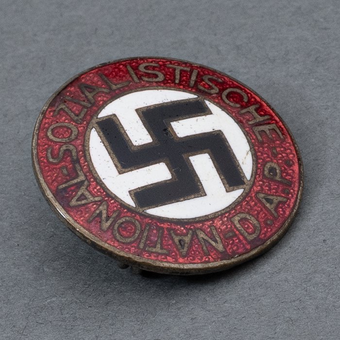 HT20 Enameled NSDAP party membership badge manufactured by the firm of Karl Wurster — image 3
