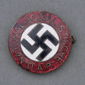 HT20 Enameled NSDAP party membership badge manufactured by the firm …