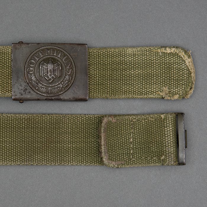 LA13 Service used Heer EM tropical belt with web tabbed buckle — image 4