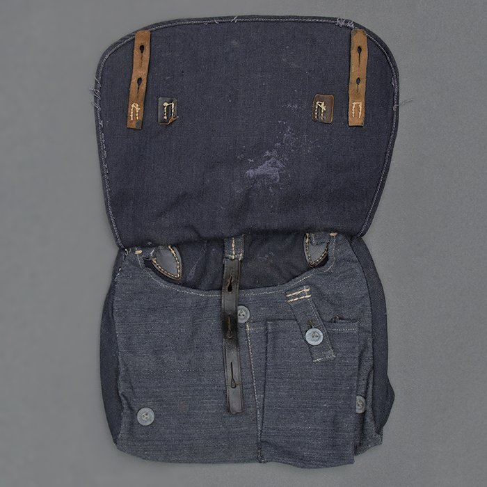 LA20 Late issue M44 style Luftwaffe bread bag — image 4