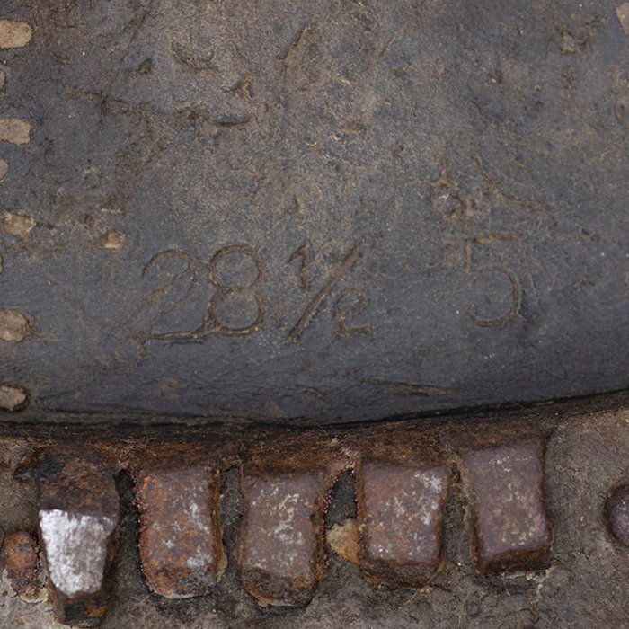 BJR9 Nice matched pair of service used Gebirgsjäger boots — image 11