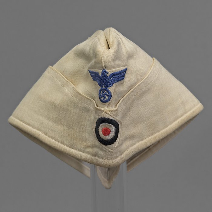 JS8 French made white Kriegsmarine EM overseas cap — image 4