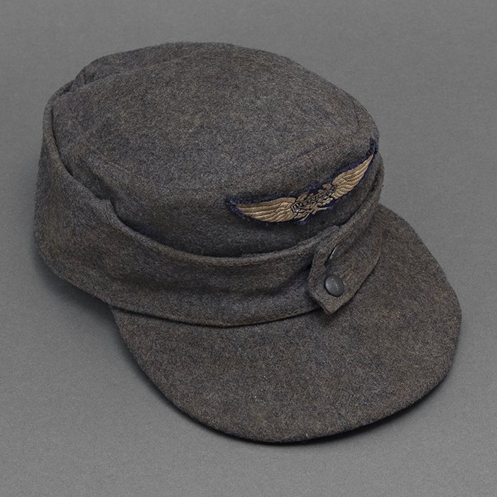 BX4 Luftschutz EM M43 cap — image 11