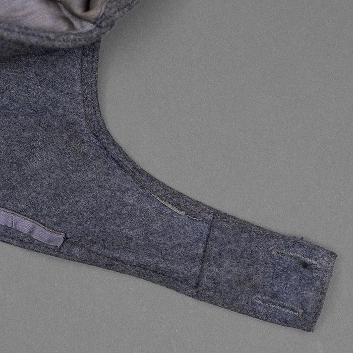 BX4 Luftschutz EM M43 cap — image 17