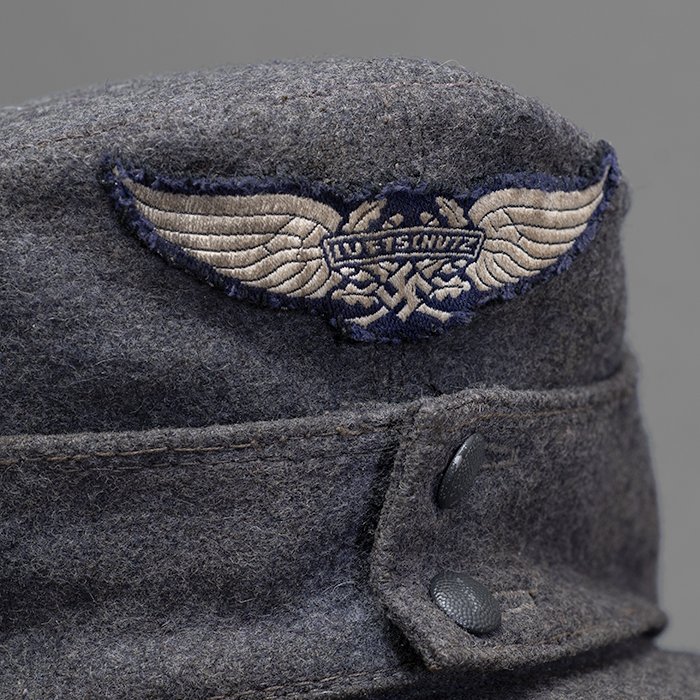 BX4 Luftschutz EM M43 cap — image 9