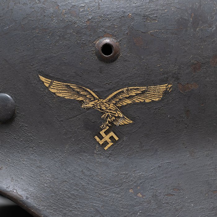 LA9 Luftwaffe M35 single decal overpaint camouflage helmet — image 3