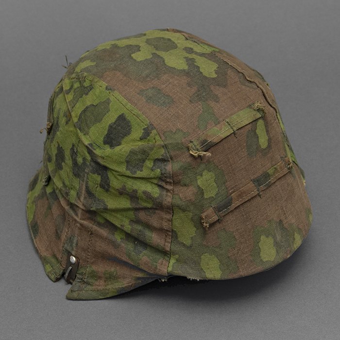 RG1 Service used second type Waffen-SS helmet cover of Oakleaf pattern camouflaged fabric — image 15