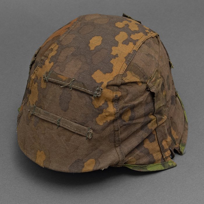 RG1 Service used second type Waffen-SS helmet cover of Oakleaf pattern camouflaged fabric — image 23