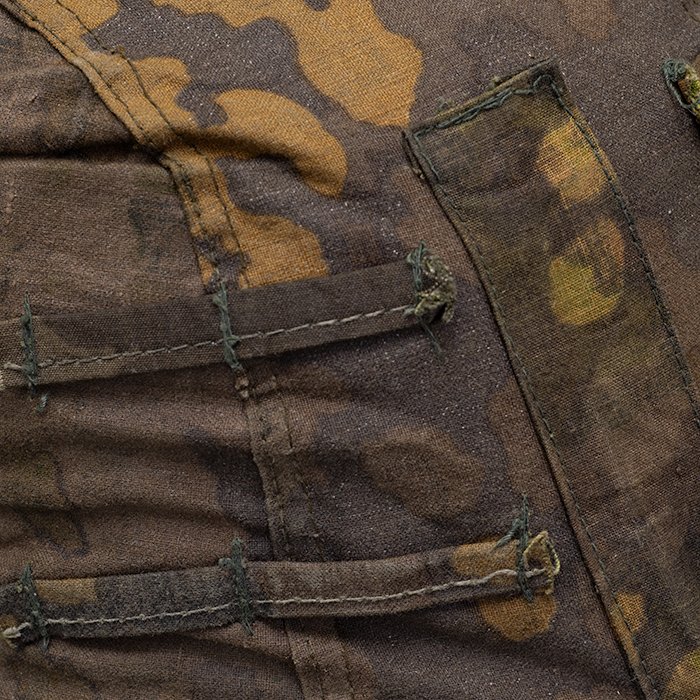 RG1 Service used second type Waffen-SS helmet cover of Oakleaf pattern camouflaged fabric — image 27