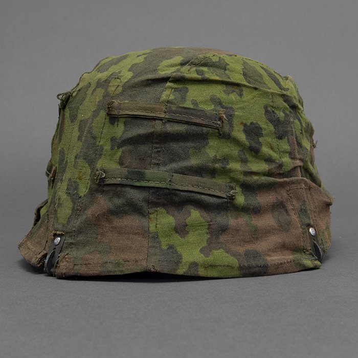 RG1 Service used second type Waffen-SS helmet cover of Oakleaf pattern camouflaged fabric — image 9