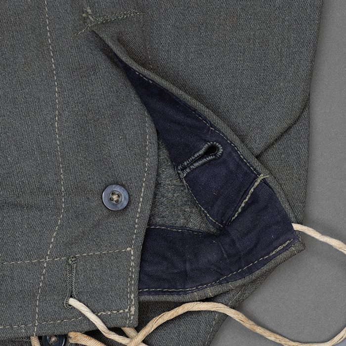LA6 Heer assault gun trousers in gabardine material — image 19