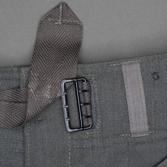 LA6 Heer assault gun trousers in gabardine material — image 6