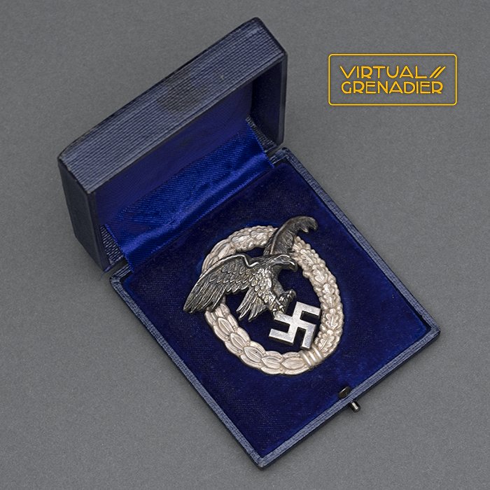 BX2 Cased GWL Luftwaffe Observer's Badge — image 2