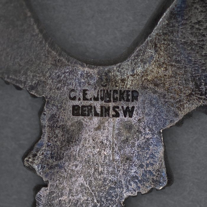 BX3 Cased Juncker Luftwaffe Pilot's Badge — image 9