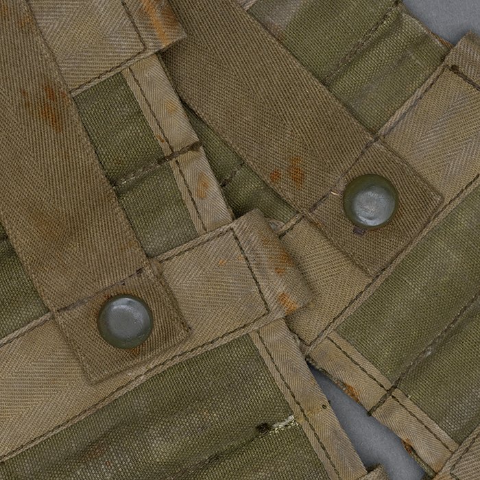 LA11 Seldom encountered first pattern 'Heer model' Luftwaffe Fallschirmjäger 98k ammunition bandolier — image 21