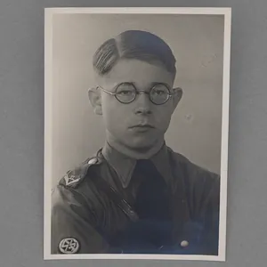 RD7 Photograph of a young SS Fliegersturm member