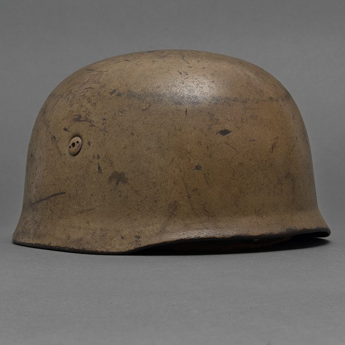 DM36 Luftwaffe M38 single decal tan camouflaged Fallschirmjäger helmet — image 21