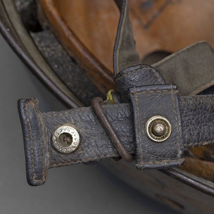 DM36 Luftwaffe M38 single decal tan camouflaged Fallschirmjäger helmet — image 36