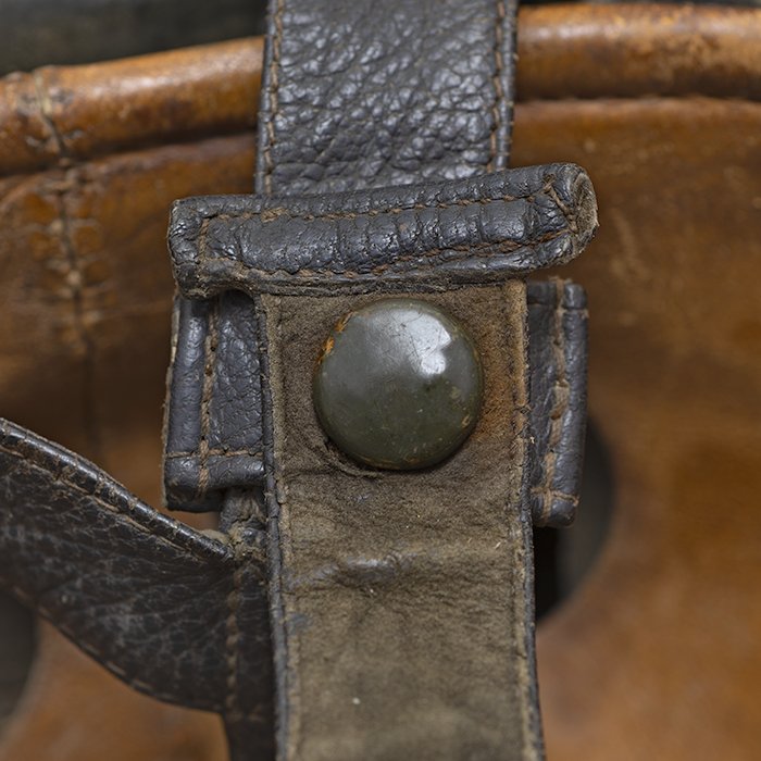 DM36 Luftwaffe M38 single decal tan camouflaged Fallschirmjäger helmet — image 39