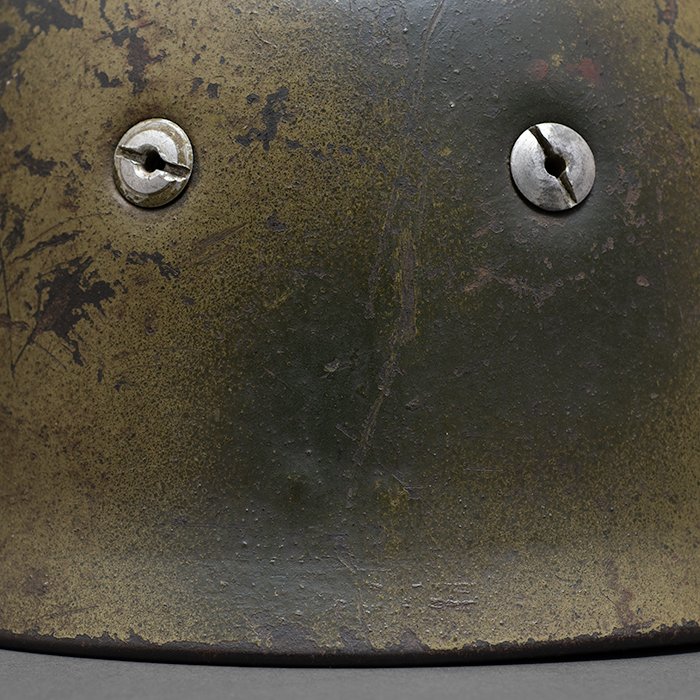 DM37 Later issue Luftwaffe M38 dual color camouflaged Fallschirmjäger helmet — image 10