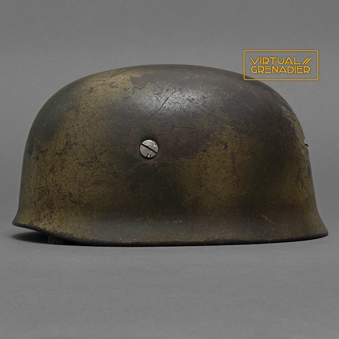 DM37 Later issue Luftwaffe M38 dual color camouflaged Fallschirmjäger helmet — image 2