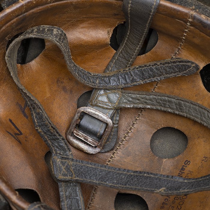 DM37 Later issue Luftwaffe M38 dual color camouflaged Fallschirmjäger helmet — image 23