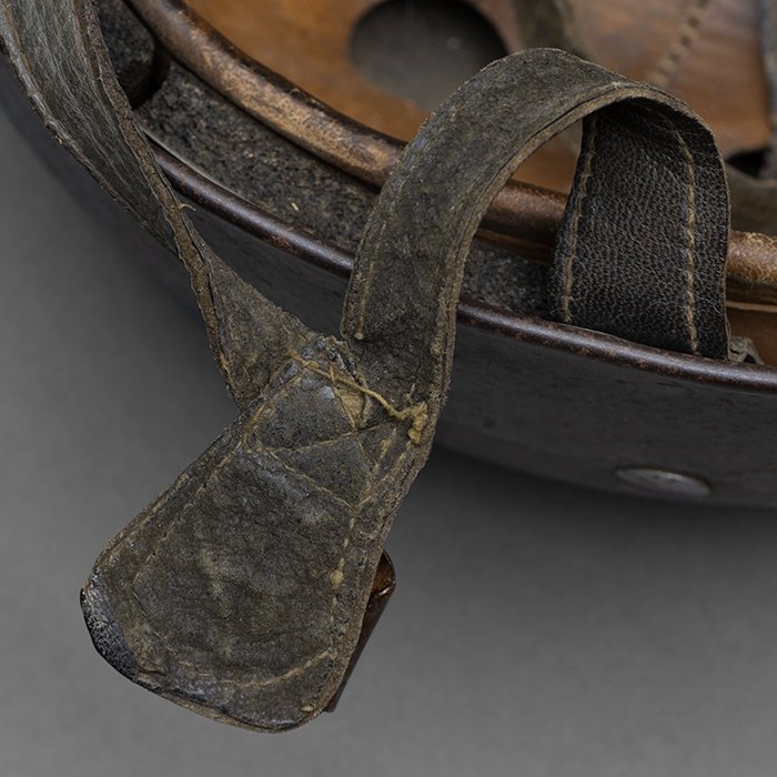 DM37 Later issue Luftwaffe M38 dual color camouflaged Fallschirmjäger helmet — image 32