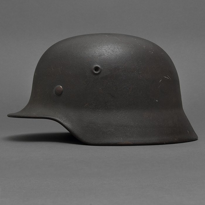 DM34 Splendid Waffen-SS M40 single decal helmet — image 10
