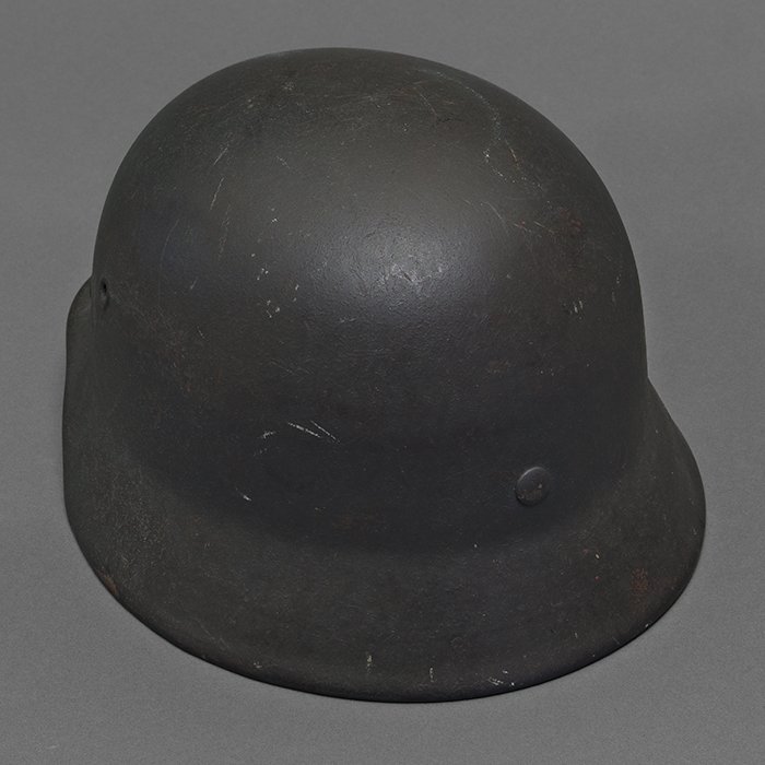 DM34 Splendid Waffen-SS M40 single decal helmet — image 15