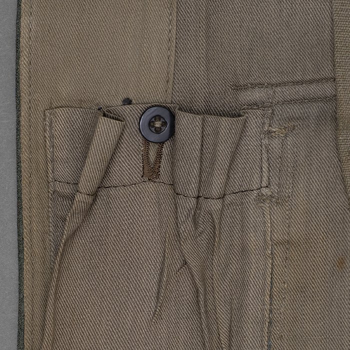 DM26 Waffen-SS contract M36 style service blouse for an Infanterie SS-Oberscharführer — image 25