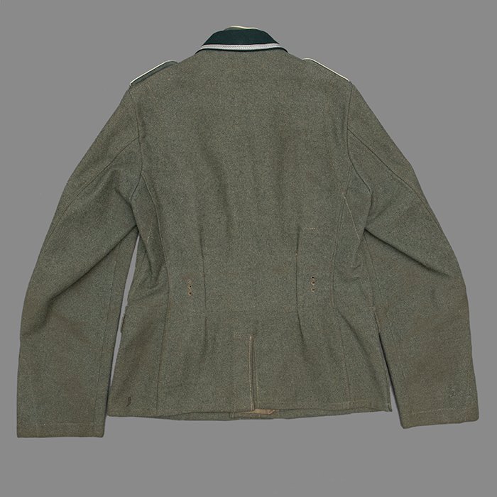 DM26 Waffen-SS contract M36 style service blouse for an Infanterie SS-Oberscharführer — image 28