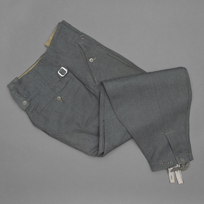 DM29 Heer issue Keilhose made from gabardine fabric — image 10