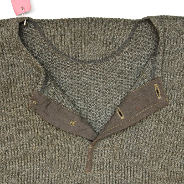 MCU42 German made crew neck sweater with button placket in olive green — image 6
