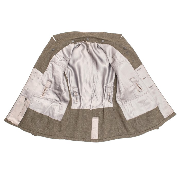 MAA41 Late issue four pocket issue service blouse in field grey for Hermann Göring Division personnel — image 13