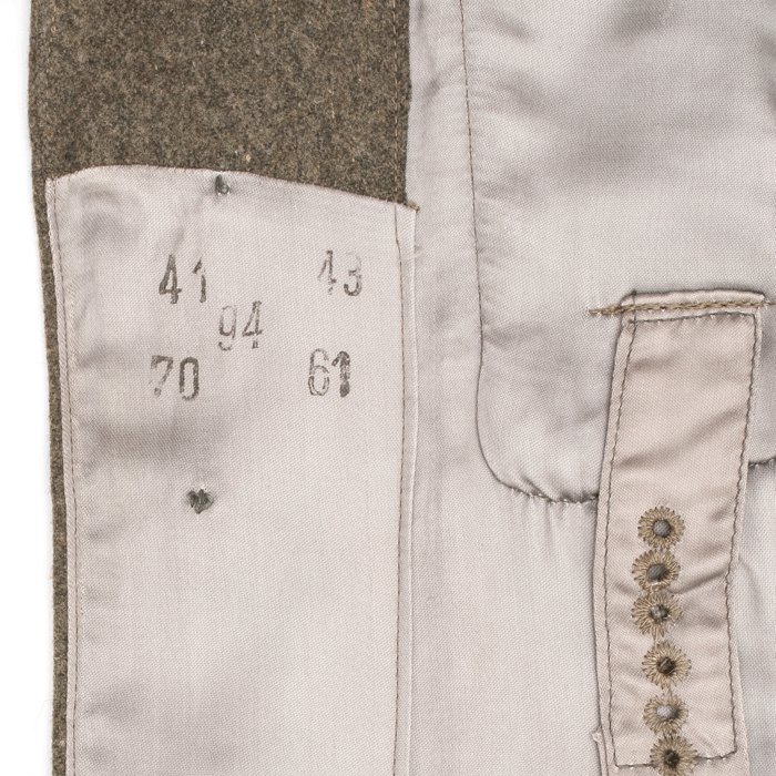 MAA41 Late issue four pocket issue service blouse in field grey for Hermann Göring Division personnel — image 14