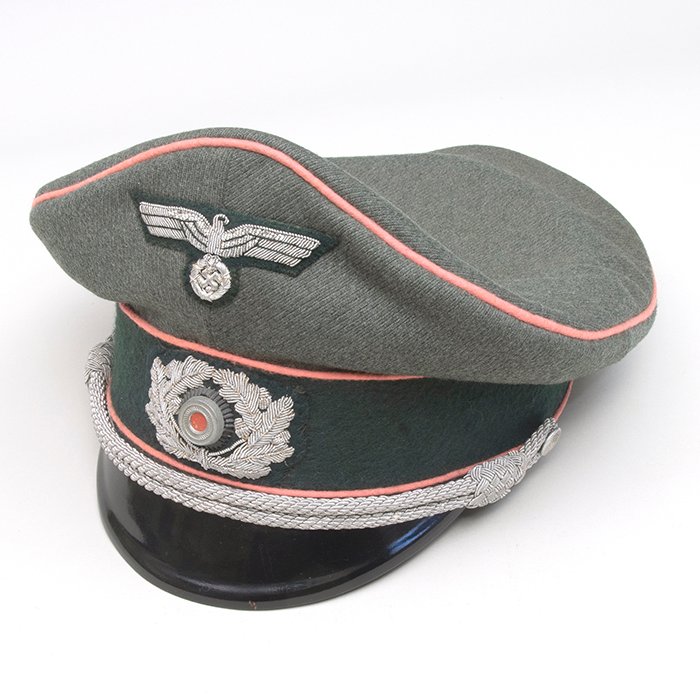 SJH85 Appealing Heer Panzer officer's visored cap produced by the firm of Otto Schlientz — image 10