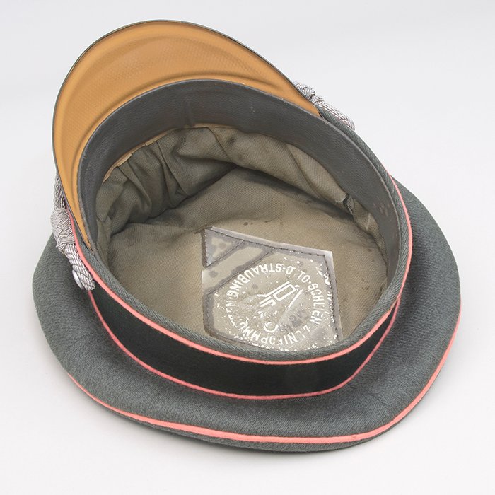 SJH85 Appealing Heer Panzer officer's visored cap produced by the firm of Otto Schlientz — image 13