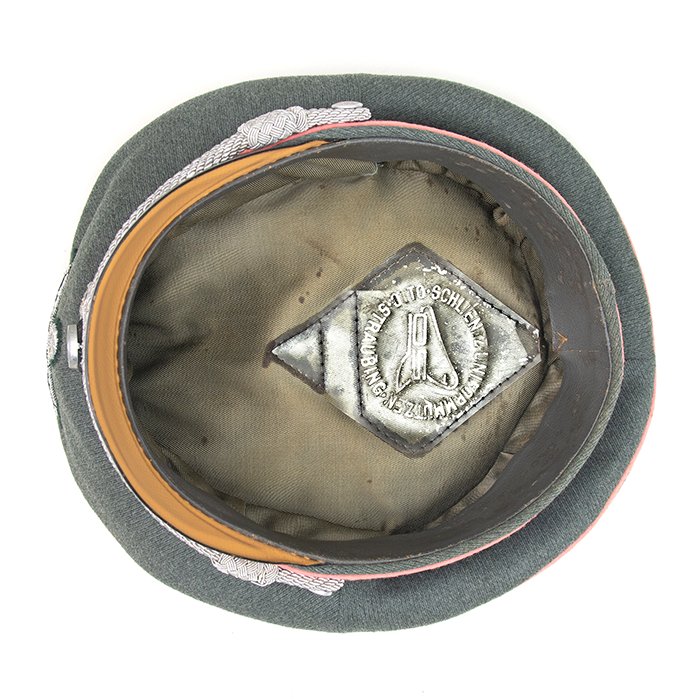 SJH85 Appealing Heer Panzer officer's visored cap produced by the firm of Otto Schlientz — image 15