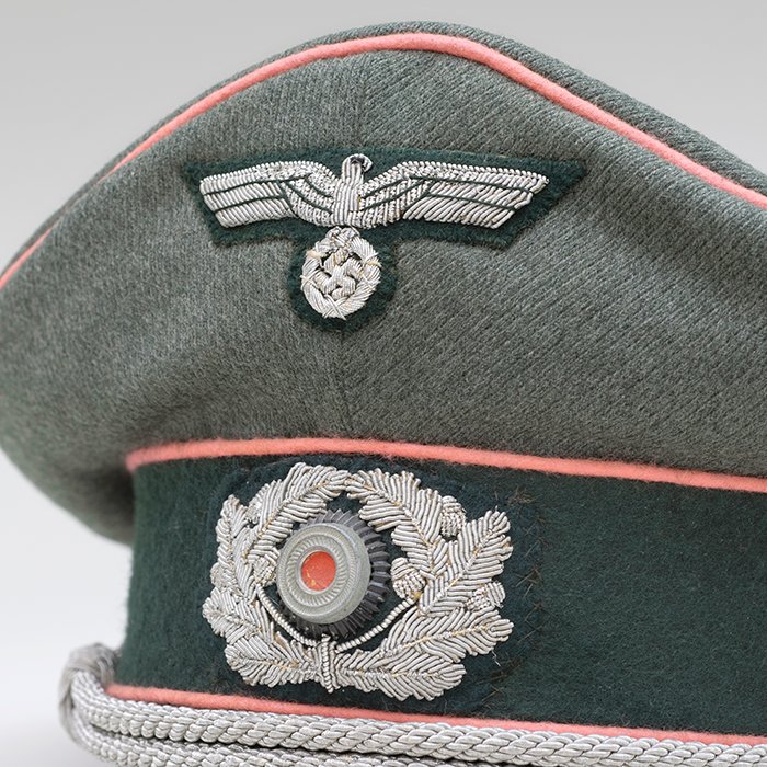 SJH85 Appealing Heer Panzer officer's visored cap produced by the firm of Otto Schlientz — image 3