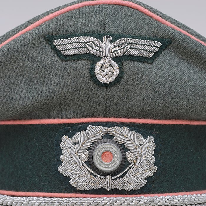 SJH85 Appealing Heer Panzer officer's visored cap produced by the firm of Otto Schlientz — image 5