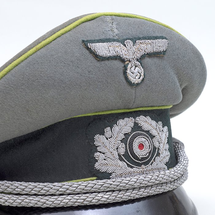 KMA16 Heer Panzergrenadier officer's visored cap made by the firm of J. Weithmann — image 9